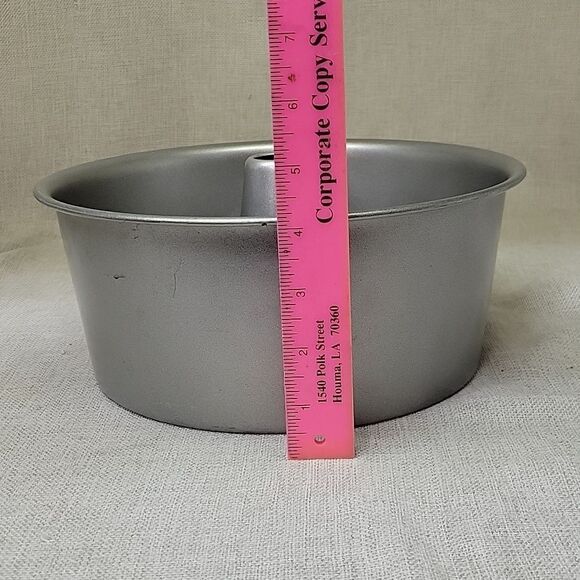 Angel Food Cake Pan Removable Center  10" Diameter Non Stick Two-Piece Pan - Picture 2 of 6